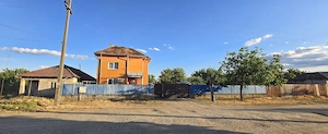 Vila, P+1, 9 camere, 140mp utili, 1.400mp, orasul Corabia, judetul Olt - imagine 2