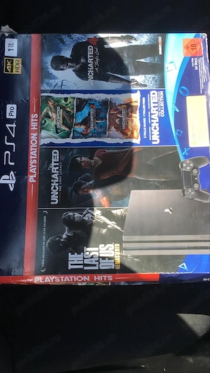 Vând PS4 Pro