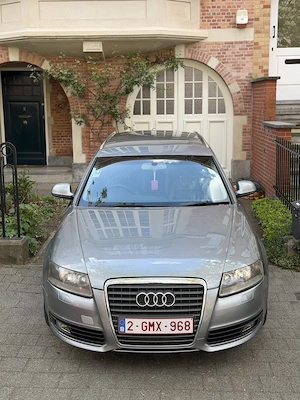 Audi A6 C6 2010 volan dreapta  - imagine 2
