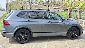 Tiguan R-Line Allspace SE Blackline 2.0 Benzina 190Cp 7 LOCURI - imagine 6