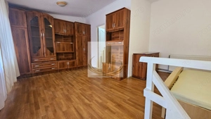 Apartament cu 2 camere de vânzare  la casa in curte comuna