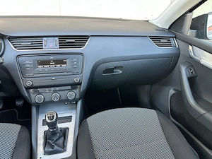 Skoda Octavia 1.6 Diesel 105 CP An 2013 - imagine 14