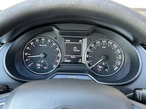 Skoda Octavia 1.6 Diesel 105 CP An 2013 - imagine 8