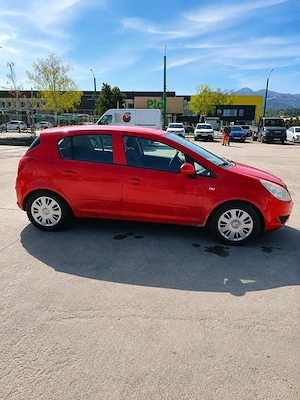 Opel Corsa 1.2   115.000 km REALI   Întreținută   Aer Condiționat   2 Seturi Jante + Anvelope - imagine 5