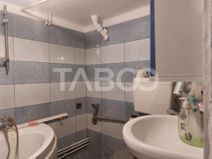 Schimba apartamentul cu aceasta casa cu 3 dormitoare si 60 mp curte - imagine 11