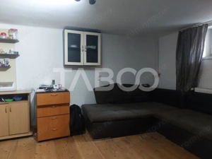 Schimba apartamentul cu aceasta casa cu 3 dormitoare si 60 mp curte - imagine 6
