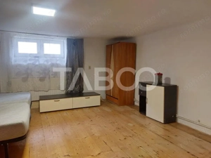 Schimba apartamentul cu aceasta casa cu 3 dormitoare si 60 mp curte - imagine 5