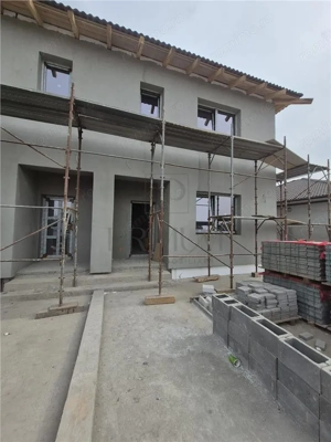 Duplex 3 dormitoare - zona excelenta - toate utilitatile - termen rapid de finalizare