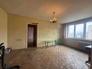 Apartament 2 camere, 51 mp, etaj 7/8 –Gării, luminos, potențial mare de renovare - imagine 2
