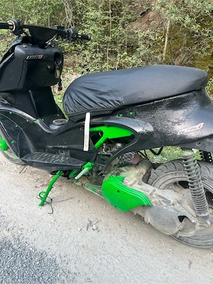 benelii velvet125cc 4t racire pe apă cu acte  - imagine 3