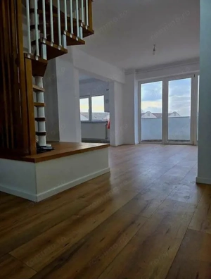 Modern- 5 camere- deosebit - 3 bai- renovat integral