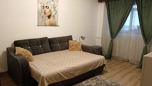 Închiriez apartament Republicii Nord  - imagine 2