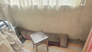 Vand apartament 2 camere decomandat in Deva, pe Bld. Balcescu, etaj 1, bloc de 4 etaje de caramida,  - imagine 3