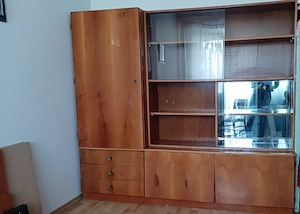 Biblioteca furnir anii 70