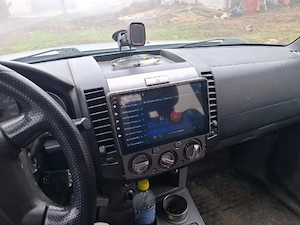 Vindem Mazda BT-50!