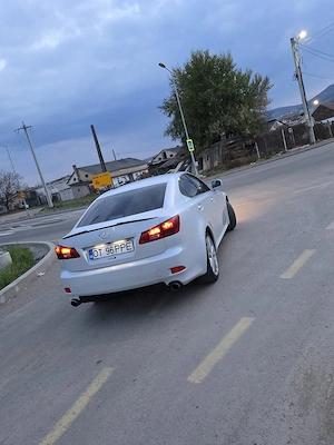 Lexus IS220D - imagine 3