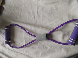 Curea de intindere yoga, silicon, forma 8, mov,noua 