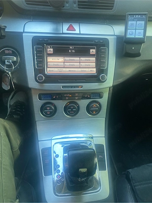 Volkswagen Passat b6 2.0 tdi dsg - imagine 10