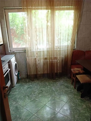 Apartament 3 camere 90 mp-Decomandat-2 Bai-Mobilat-Mega Image - imagine 5