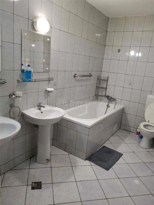 Apartament 3 camere 90 mp-Decomandat-2 Bai-Mobilat-Mega Image - imagine 7
