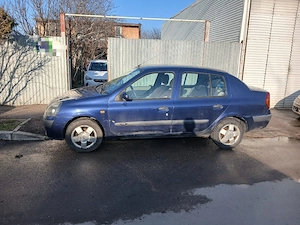 Renault Clio 2003 - 1.4 benzina - imagine 6