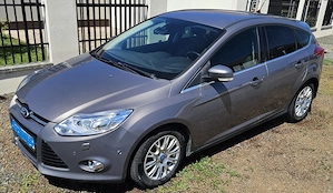 Ford Focus Mk3 Titanium | Bi-Xenon | Navigație 9" | Pornire motor din telecomandă - imagine 3