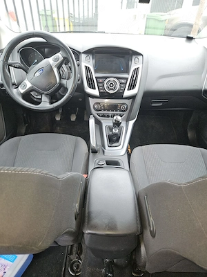Ford Focus Mk3 Titanium | Bi-Xenon | Navigație 9" | Pornire motor din telecomandă - imagine 9