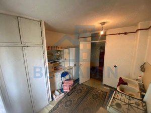 Apartament 2 camere semidecomandat spatios 56mp Rovine MOL - imagine 6