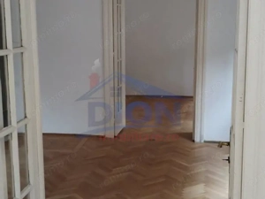 Proprietate interbelica in zona linistita, perfecta pentru investitie - imagine 8