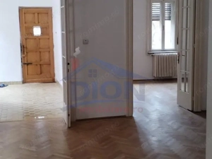 Proprietate interbelica in zona linistita, perfecta pentru investitie - imagine 5