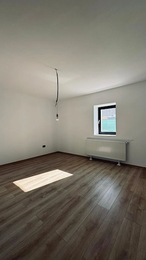 AV686 Casa individuala pe parter, 3 camere, in Sanmihaiu Roman - imagine 7