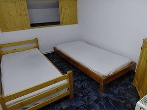 Casă de inchiriat pentru 10-20 de muncitori!