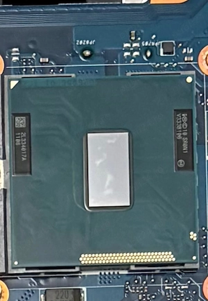 Procesor Laptop Intel Core i3-3110M 2.40GHz SR0N1 Socket G2 (PGA988)