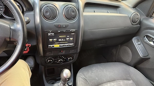 Dacia Duster 1.5 dCi Laureate 4x2 - imagine 11