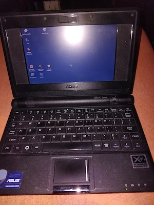 minilaptop vechi functional cu xp