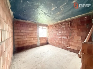 Duplex intreg 8 camere, LA ROSU, de vanzare in Sacalaz, la intrare - imagine 11