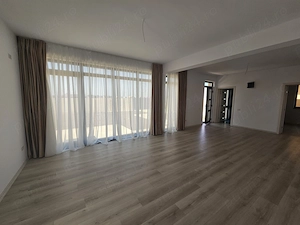 Casă individuală parter + pod locuibil | 500 mp teren | Pompă de căldură | Cartier privat - imagine 2