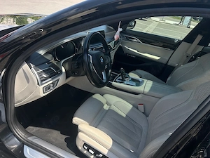 BMW Seria 7 740d xDrive 3.0   Full Option - imagine 8