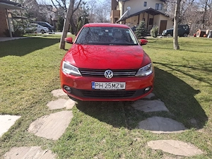 Volkswagen Jetta 1.6 D Automata  - imagine 2