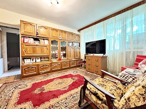 Apartament cu 2 camere, etajul 3, in cartierul Tiglina 2.
