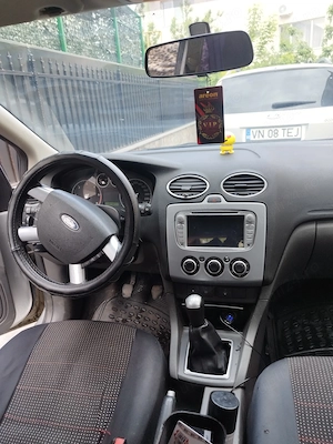 Vând Ford focus 2 1,6 diesel  - imagine 3