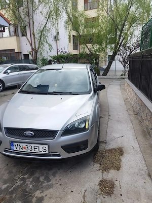 Vând Ford focus 2 1,6 diesel  - imagine 2