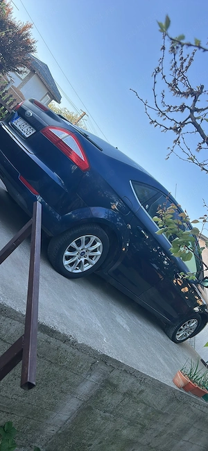 Vând Ford Mondeo mk4