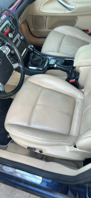 Vând Ford Mondeo mk4 - imagine 5