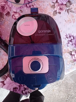 vand aspirator fara sac Gorenje