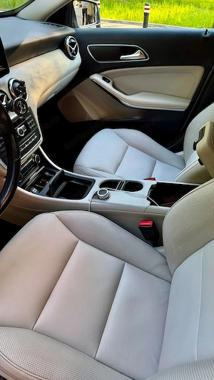 Mercedes-Benz A 180 - imagine 6