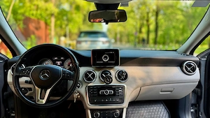 Mercedes-Benz A 180 - imagine 4
