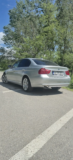 Vand BMW E90 320d 2011 facelift 184hp - imagine 9