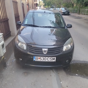 Inchiriez dacia sandero rent a car