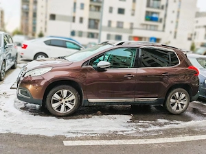Vând Peugeot 2008 condus responsabil și întreținut corect - imagine 2